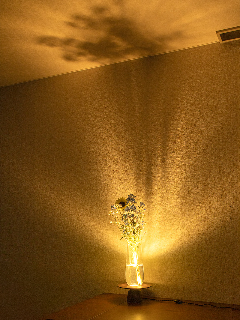 GLOAK TABLE LAMP