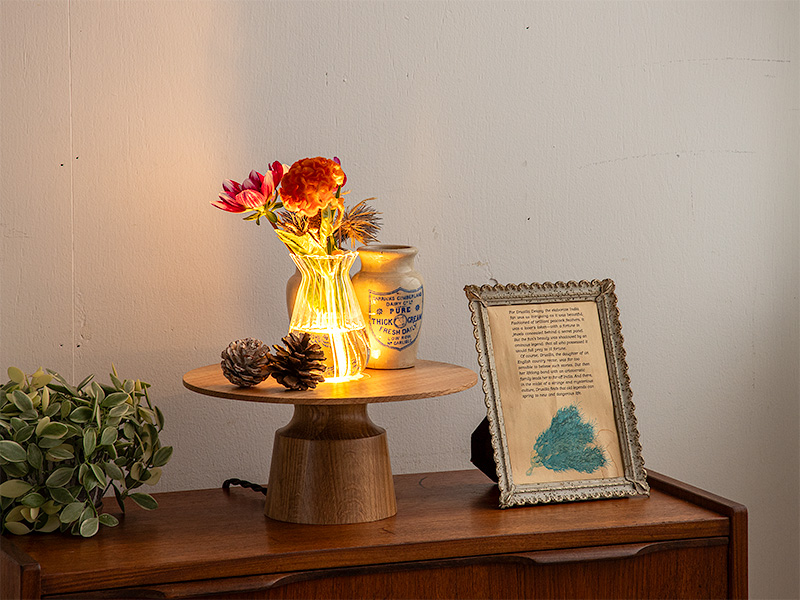 GLOAK TABLE LAMP